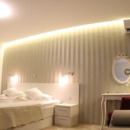 Studio Apartments Mirakul Split Phòng bức ảnh