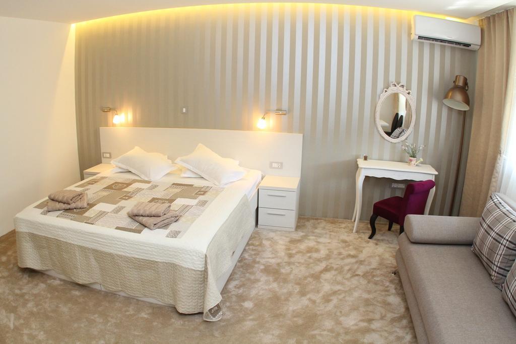 Studio Apartments Mirakul Split Phòng bức ảnh