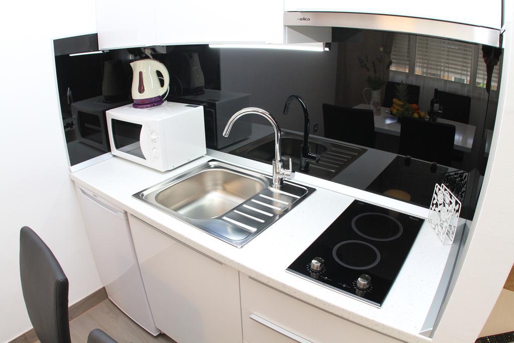 Studio Apartments Mirakul Split Phòng bức ảnh