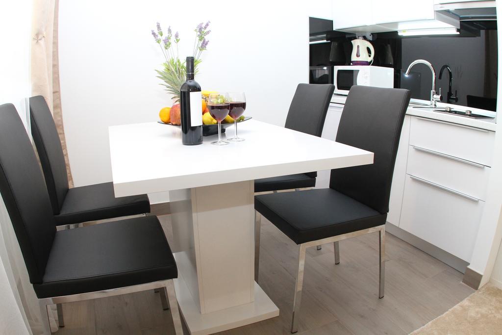 Studio Apartments Mirakul Split Phòng bức ảnh