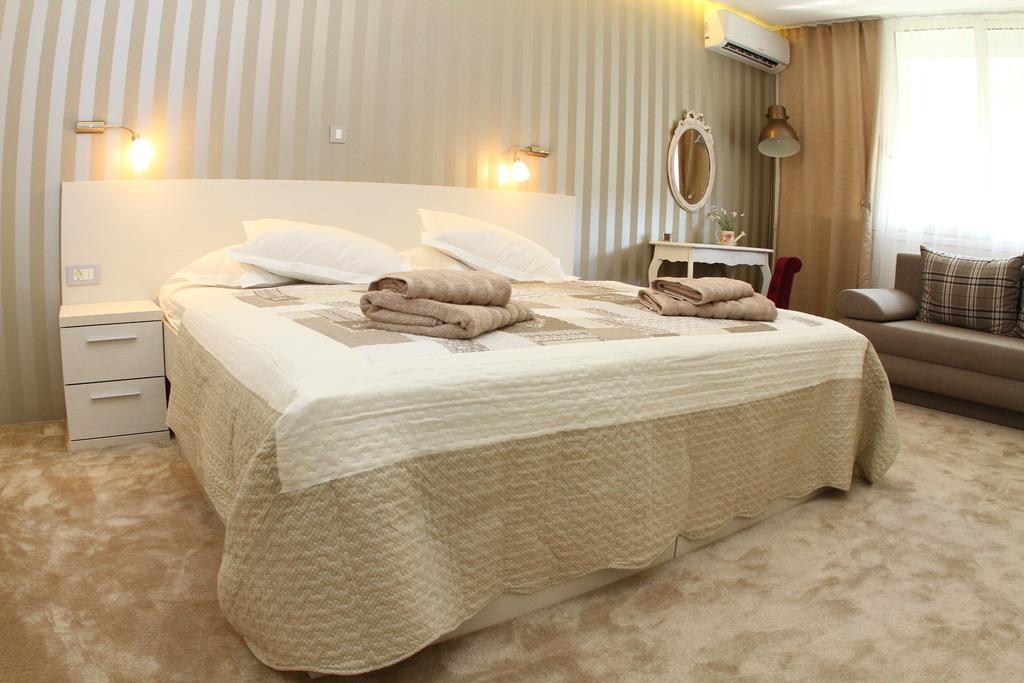Studio Apartments Mirakul Split Phòng bức ảnh